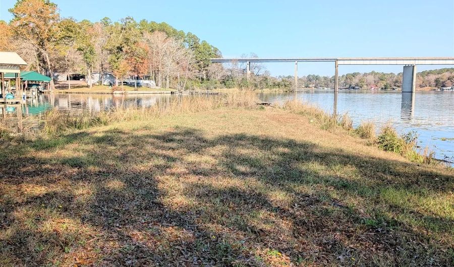 523 MARINA Rd, Adger, AL 35006 - 2 Beds, 1 Bath