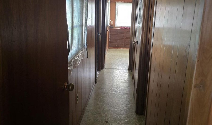 407 Orangewood Dr, Altoona, PA 16601 - 2 Beds, 1 Bath