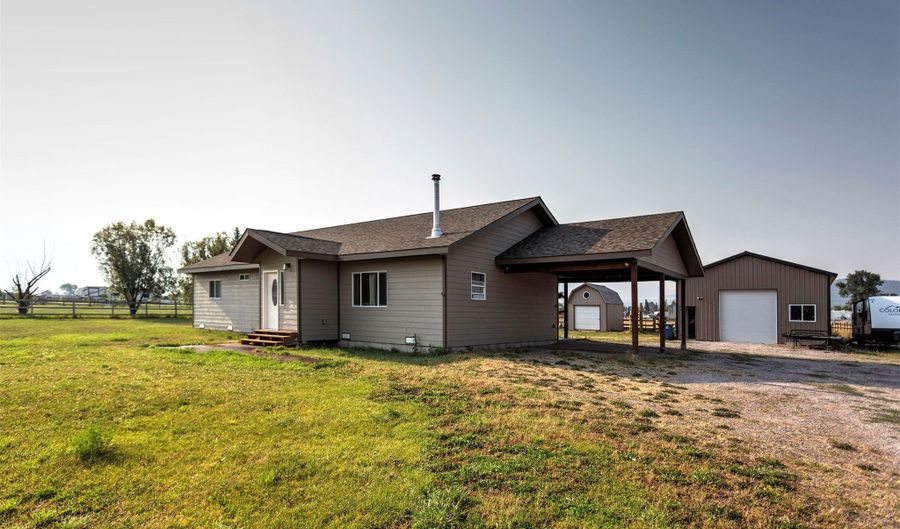 33209 Jocko Rd, Arlee, MT 59821 - 3 Beds, 2 Bath