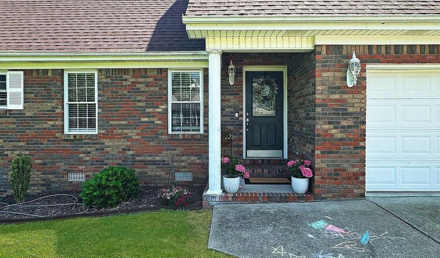 206 Metcalf Ln, Almo, KY 42020 - 3 Beds, 3 Bath
