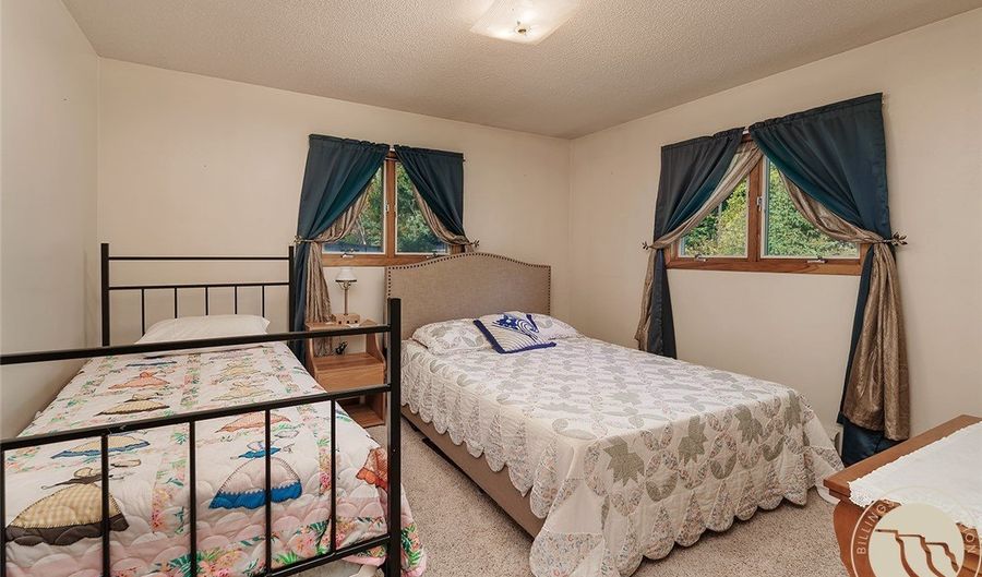 221 W School St, Absarokee, MT 59001 - 3 Beds, 3 Bath