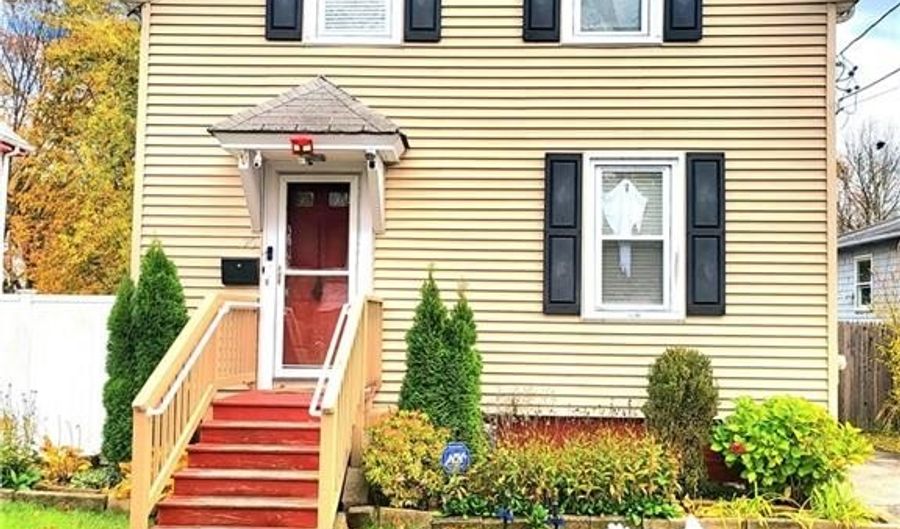 70 Perkins Ave, Cranston, RI 02910 - 3 Beds, 2 Bath