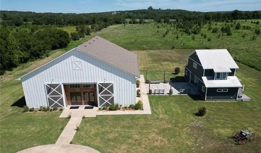 16712 County Road 1580, Ada, OK 74820 - 4 Beds, 5 Bath