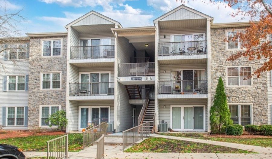 249 Robertson Way 249, Bayonne, NJ 07035 - 2 Beds, 2 Bath