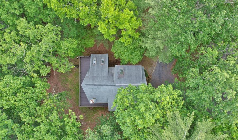 277 ANDERSON Rd, Basye, VA 22810 - 3 Beds, 2 Bath