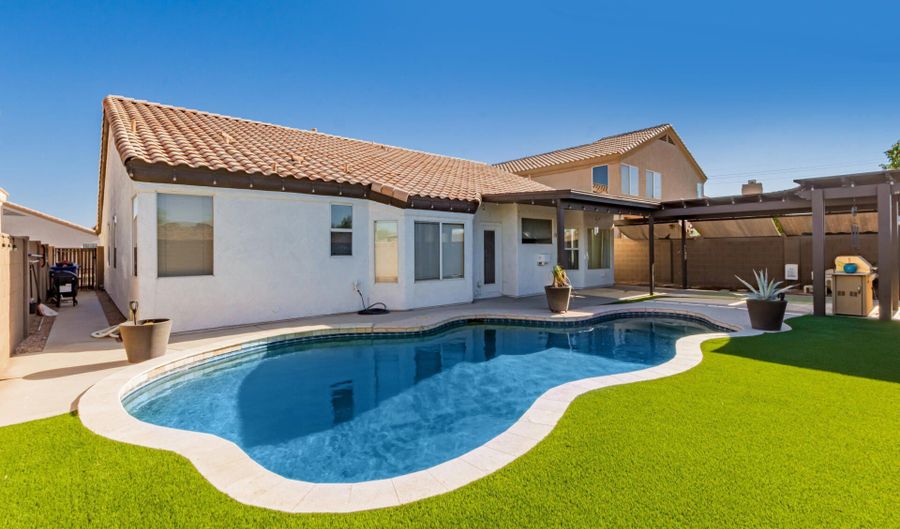 11622 W PALM BROOK Dr, Avondale, AZ 85392 - 3 Beds, 2 Bath