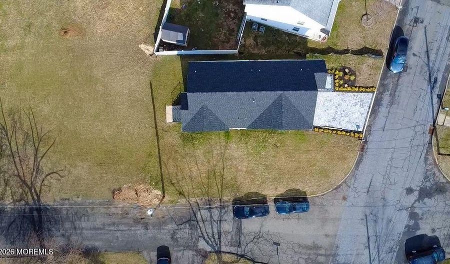 95 Kennedy Ave, Aberdeen, NJ 07721 - 4 Beds, 3 Bath