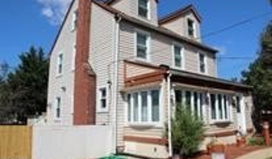 11508 OLD BALTIMORE Pike, Beltsville, MD 20705 - 6 Beds, 4 Bath
