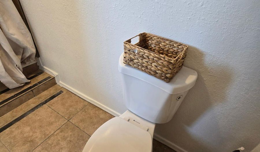 413 E 4TH Ave 2, Buckeye, AZ 85326 - 1 Beds, 1 Bath