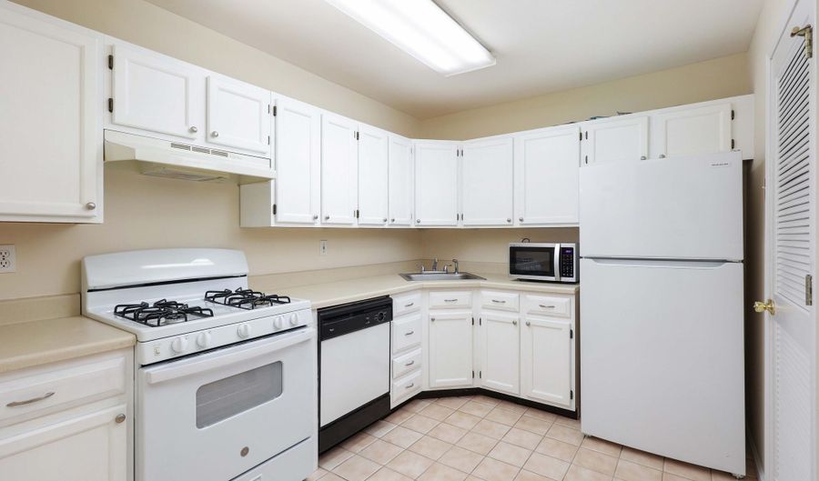 90 Puffin Glade, Bayville, NJ 08721 - 2 Beds, 1 Bath