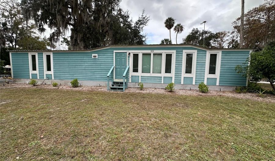 56315 HICKORY Rd, Astor, FL 32102 - 2 Beds, 2 Bath