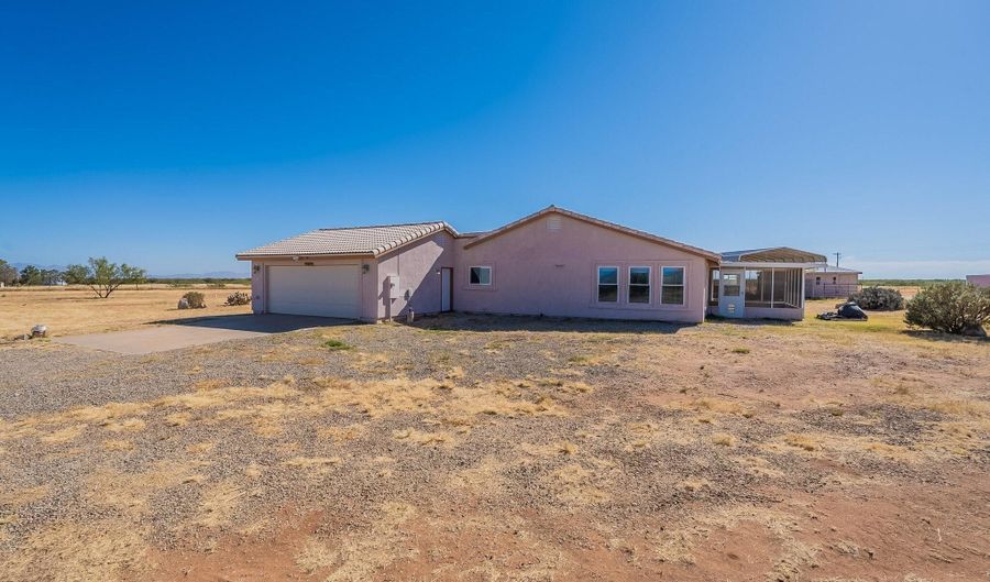 1176 W Trigger Ln, Cochise, AZ 85606 - 3 Beds, 2 Bath