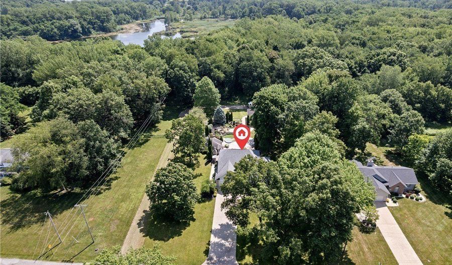 2351 Mallard Rd, Akron, OH 44319 - 4 Beds, 3 Bath