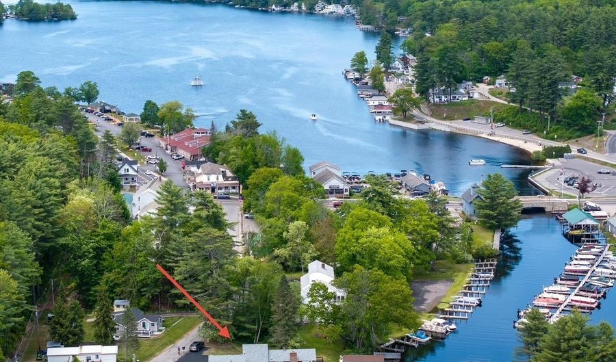 23 Riverlake St, Alton, NH 03810 - 3 Beds, 2 Bath