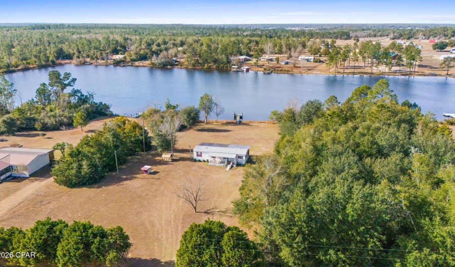 519 Mcpherson Dr, Alford, FL 32420 - 2 Beds, 1 Bath