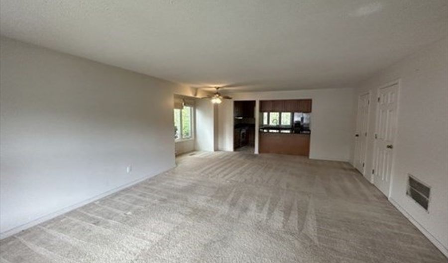 101 South Ave 504, Attleboro, MA 02703 - 2 Beds, 2 Bath