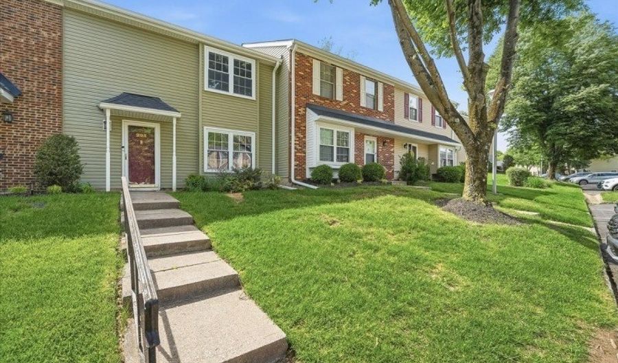 293 Gettysburg Way, Bayonne, NJ 07035 - 2 Beds, 3 Bath