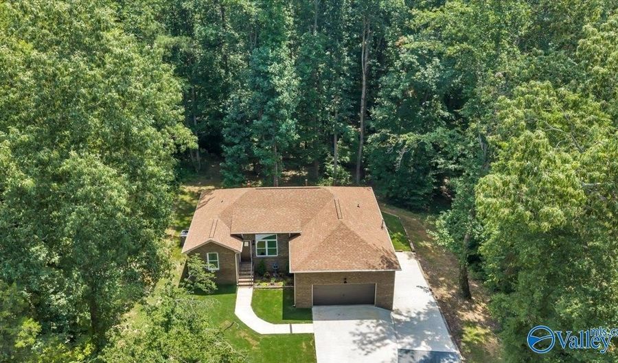 12480 Beech Fork Ln, Athens, AL 35611 - 3 Beds, 2 Bath