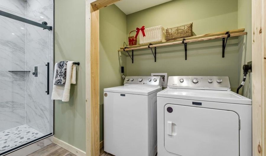 67 KNIGHT Dr, Basye, VA 22810 - 4 Beds, 3 Bath