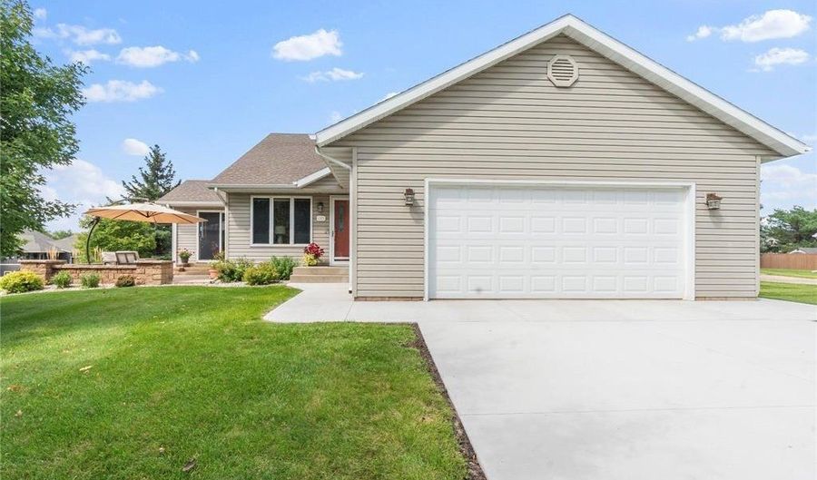 135 Bethesda St NW, Alexandria, MN 56308 - 3 Beds, 3 Bath