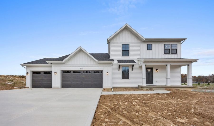 8333 Kettle Oak Dr SE, Alto, MI 49302 - 4 Beds, 2 Bath