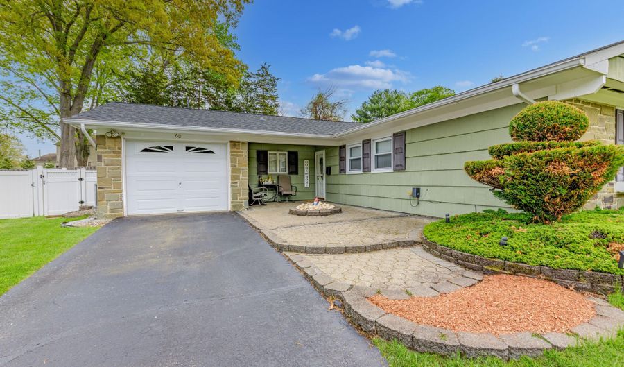 60 Fordham Dr, Aberdeen, NJ 07747 - 3 Beds, 2 Bath