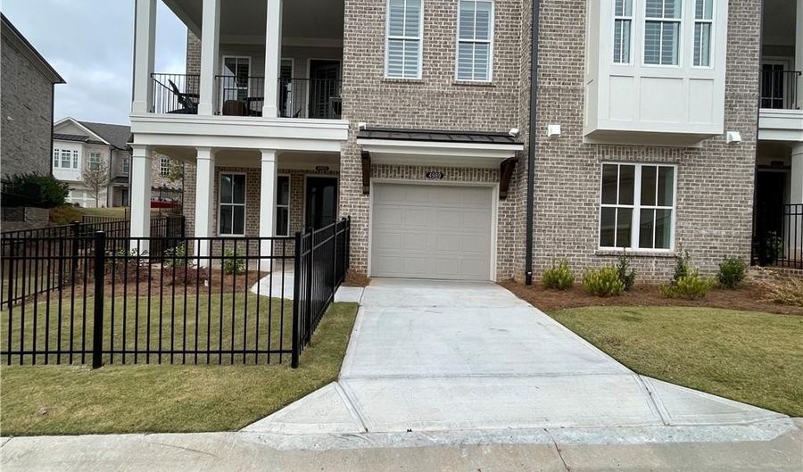 5134 Bandolino Ln 320, Peachtree Corners, GA 30092 - 1 Beds, 2 Bath