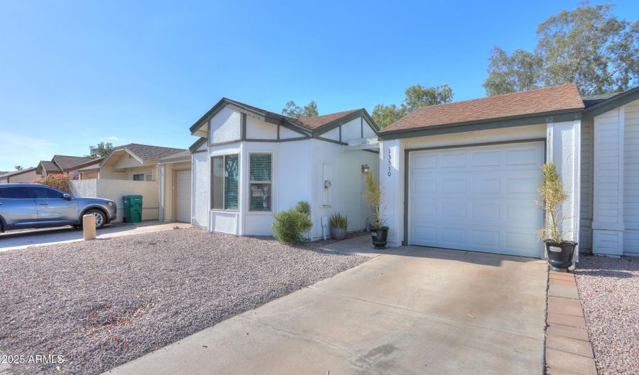 13510 E BUTLER St, Chandler, AZ 85225 - 2 Beds, 2 Bath