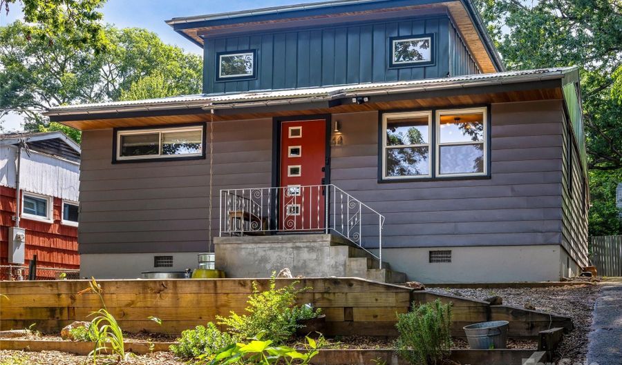44 Broadview Ave, Asheville, NC 28803 - 2 Beds, 2 Bath