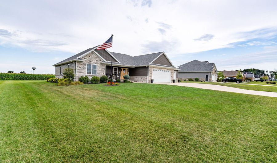 110 Timber Trl, Anna, OH 45302 - 3 Beds, 4 Bath