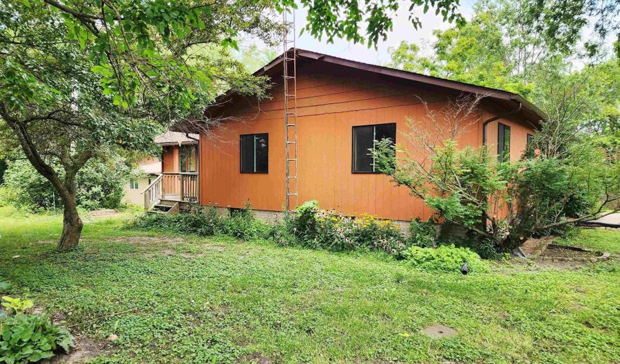 1697 685Th Ave, Albia, IA 52531 - 3 Beds, 3 Bath