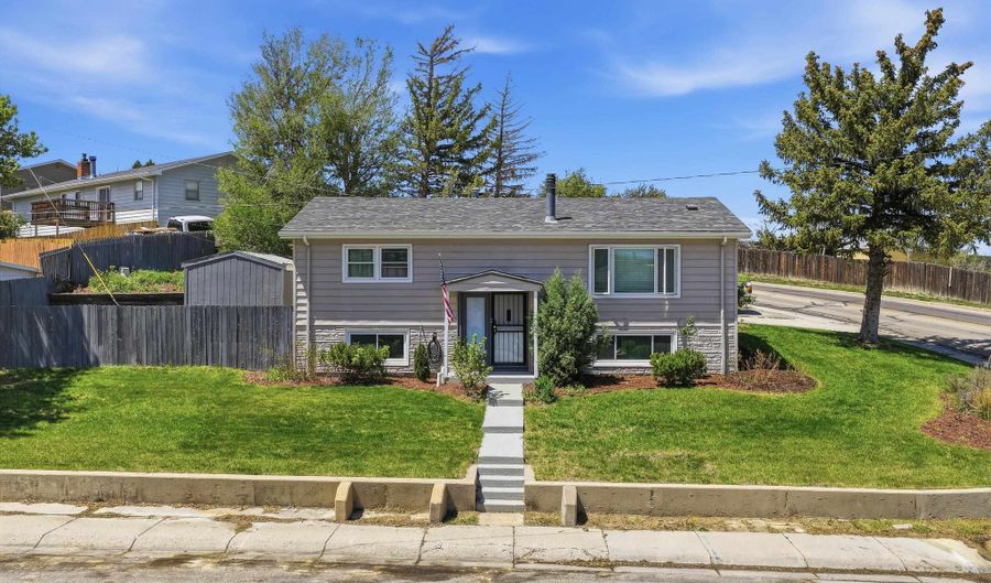 2500 Belmont Rd, Casper, WY 82601 - 4 Beds, 2 Bath
