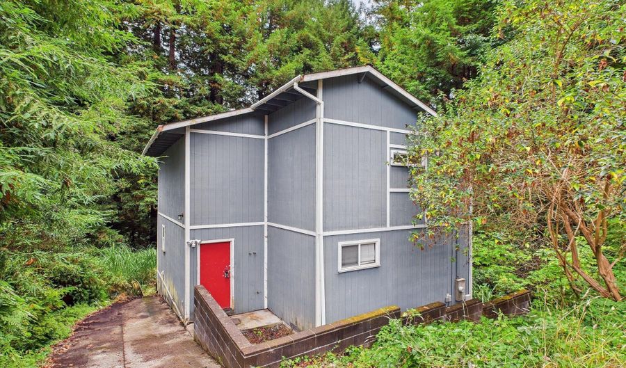119 Sylva St, Arcata, CA 95521 - 2 Beds, 2 Bath