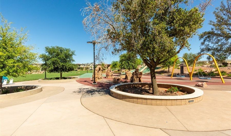 483 Fortissimo St, Henderson, NV 89011 - 4 Beds, 3 Bath