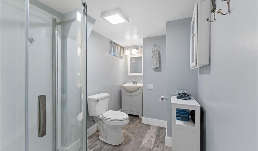 32 Waterman Ave, Johnston, RI 02919 - 3 Beds, 2 Bath