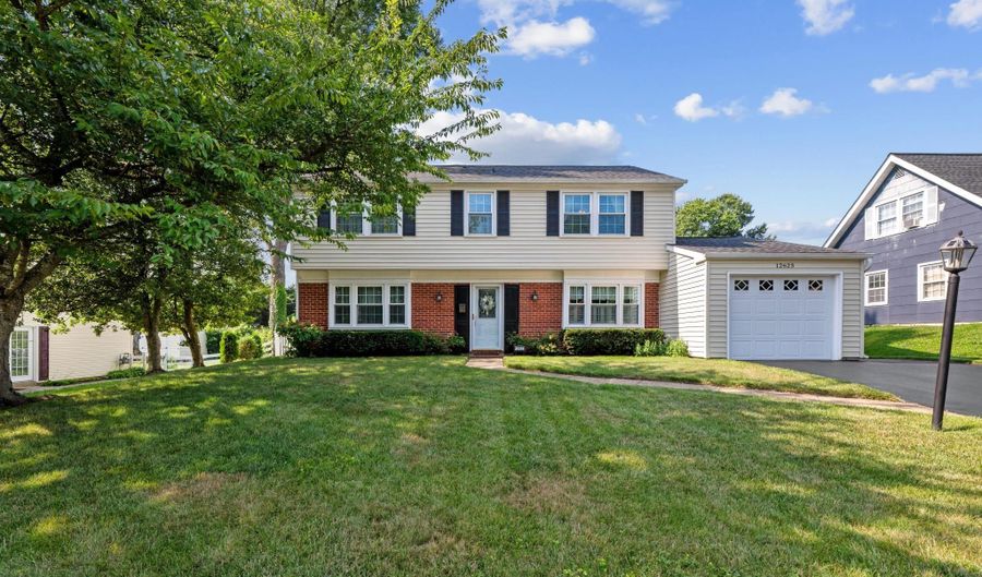 12623 KEMBRIDGE Dr, Bowie, MD 20715 - 4 Beds, 3 Bath