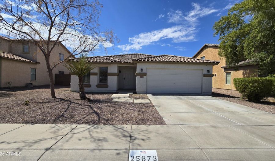 25673 W NORTHERN LIGHTS Way, Buckeye, AZ 85326 - 4 Beds, 2 Bath
