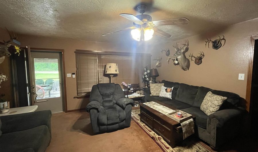 10601 STEPHENSON Dr, Bastrop, LA 71220 - 3 Beds, 2 Bath