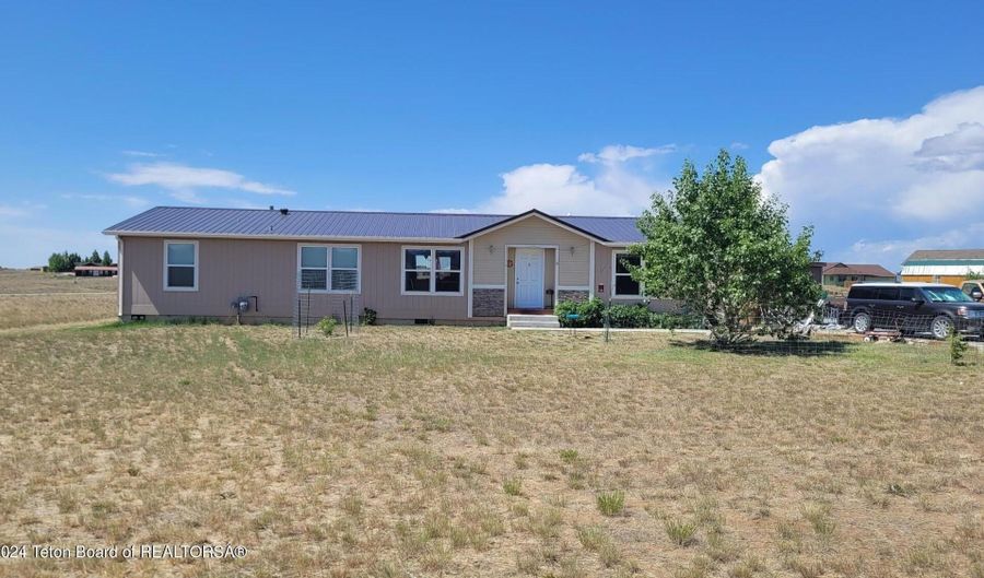 8 OSAGE Path, Boulder, WY 82923 - 4 Beds, 2 Bath