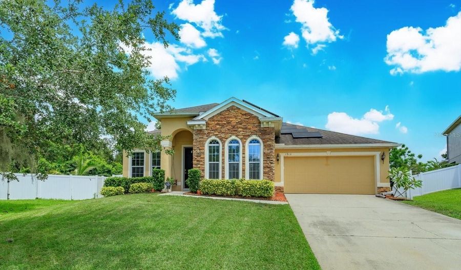 1913 SANDERLIN POINT Loop, Apopka, FL 32703 - 3 Beds, 2 Bath