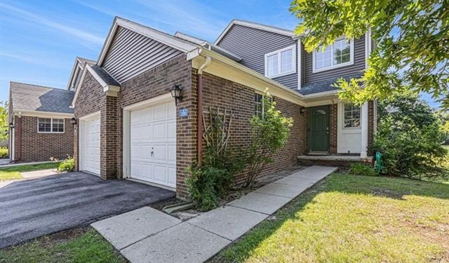 239 Fieldcrest St, Ann Arbor, MI 48103 - 3 Beds, 4 Bath