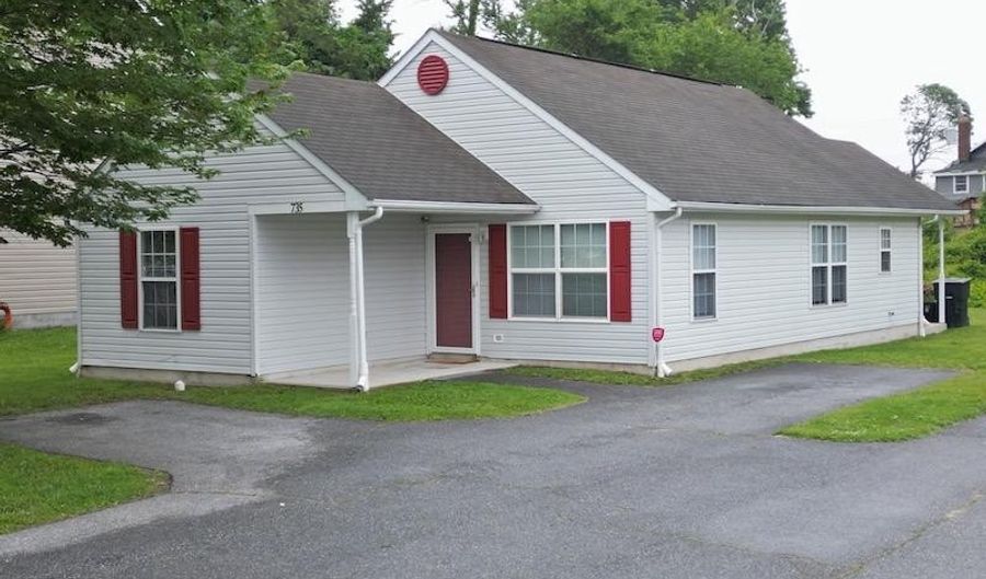 735 W NORTH St, Dover, DE 19904 - 3 Beds, 2 Bath