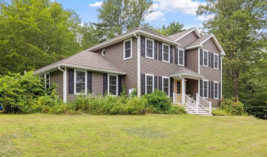2 Golden View Dr, Bow, NH 03304 - 4 Beds, 3 Bath
