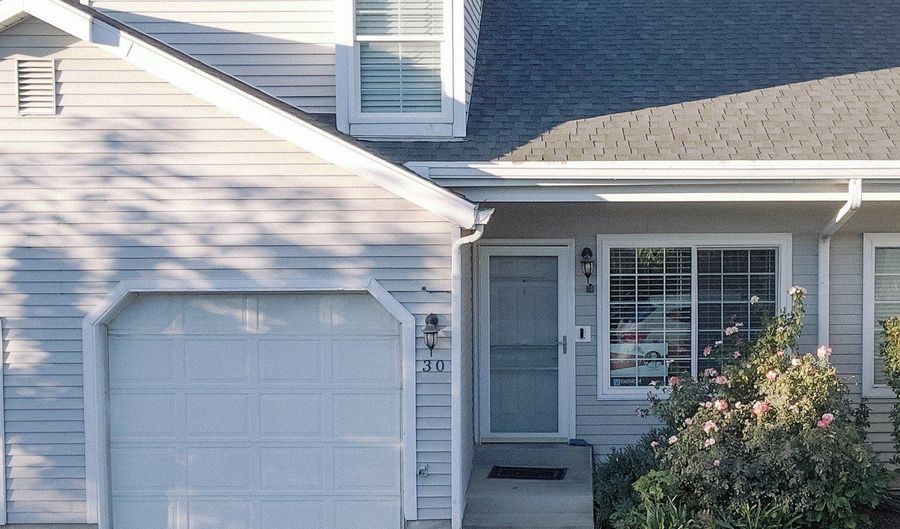 499 N 200 W 30, Bountiful, UT 84010 - 4 Beds, 3 Bath