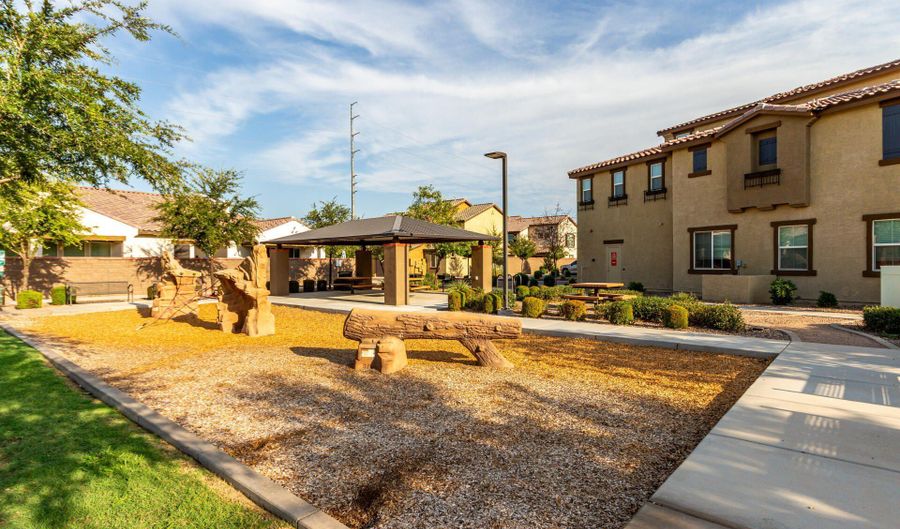1255 N ARIZONA Ave 1062, Chandler, AZ 85225 - 3 Beds, 3 Bath