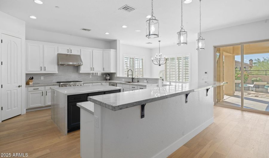 5216 E BARWICK Dr, Cave Creek, AZ 85331 - 5 Beds, 4 Bath