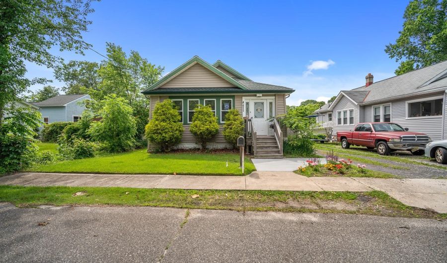 411 Lillian St, Absecon, NJ 08201 - 3 Beds, 3 Bath