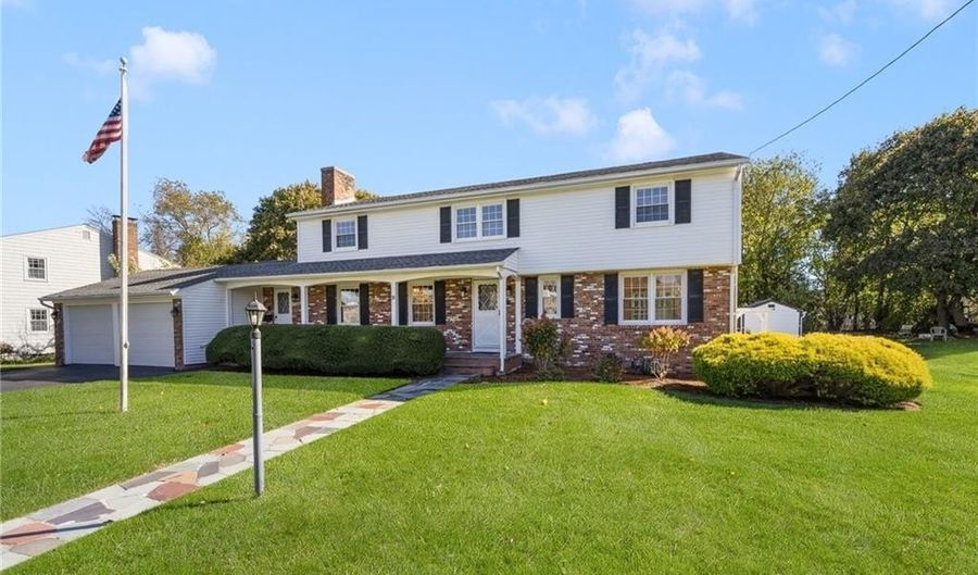 28 Hybrid Dr, Cranston, RI 02920 - 4 Beds, 4 Bath