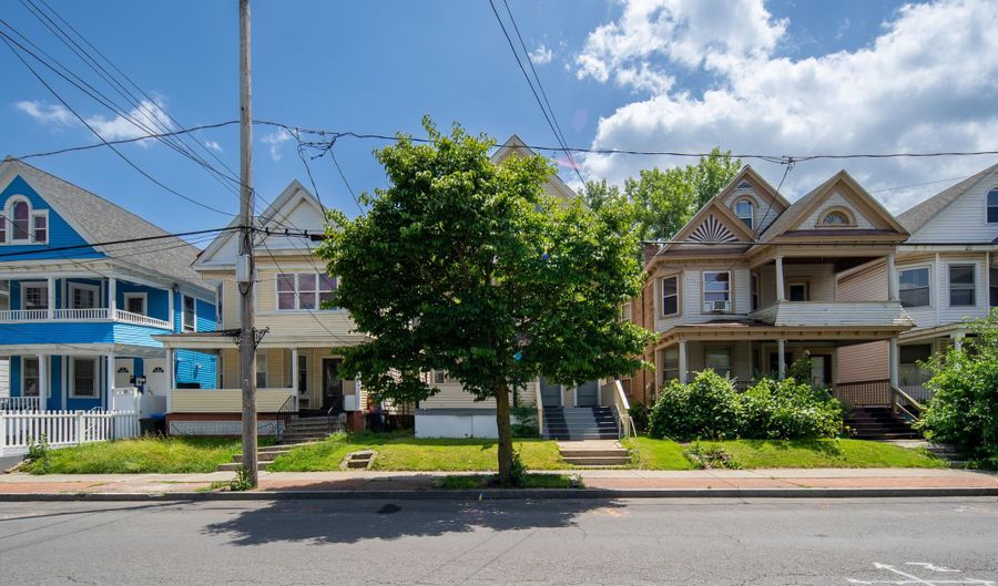216 Delaware Ave 1, Albany, NY 12209 - 6 Beds, 2 Bath