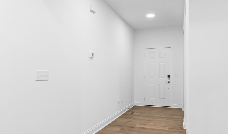 1014 Dr. John Burkey, Algonquin, IL 60102 - 4 Beds, 3 Bath